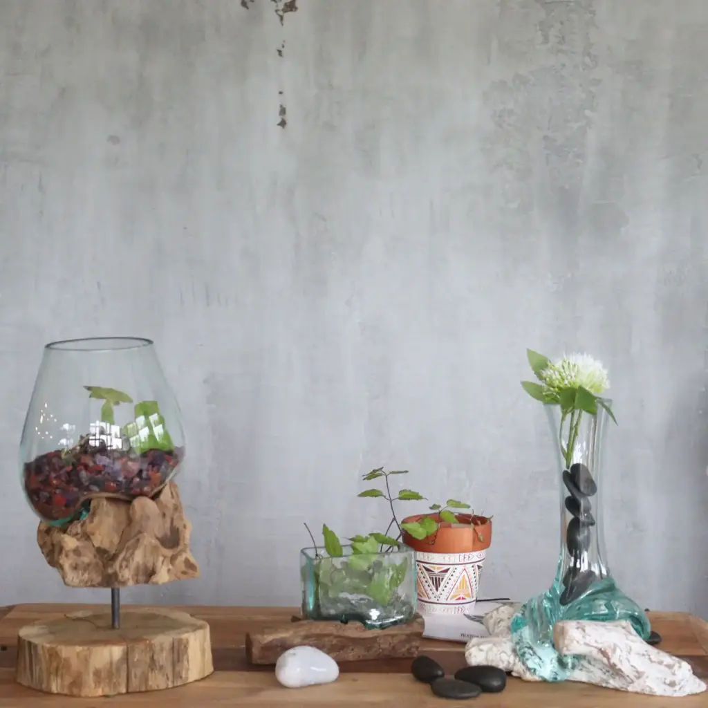 Molten Glass on Wood – Vase | www.artisangoods.co.uk 6