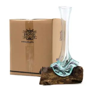 Molten Glass on Wood – Vase | www.artisangoods.co.uk 5