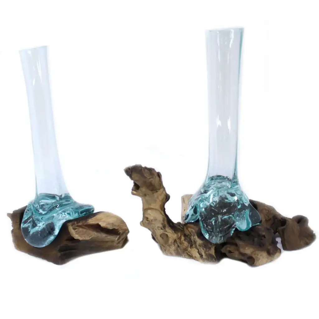 Molten Glass on Wood – Vase | www.artisangoods.co.uk 2