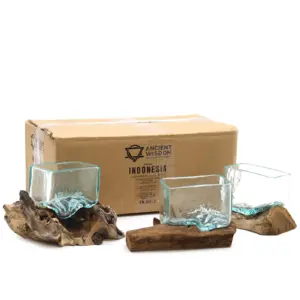 Molten Glass Tank on Wood with Stand – Small Bowl | www.artisangoods.co.uk 4