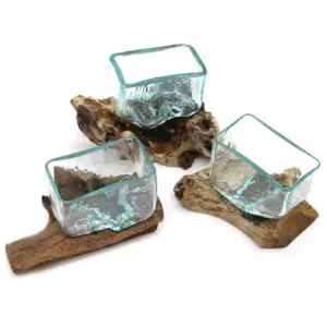 Molten Glass Tank on Wood with Stand – Small Bowl | www.artisangoods.co.uk 3