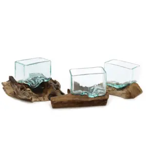 Molten Glass Tank on Wood with Stand – Small Bowl | www.artisangoods.co.uk 2