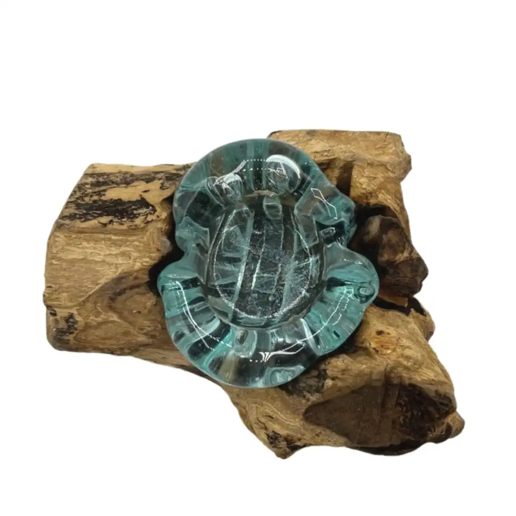 Molton Glass Candle Single Holder on Wood | www.artisangoods.co.uk 5