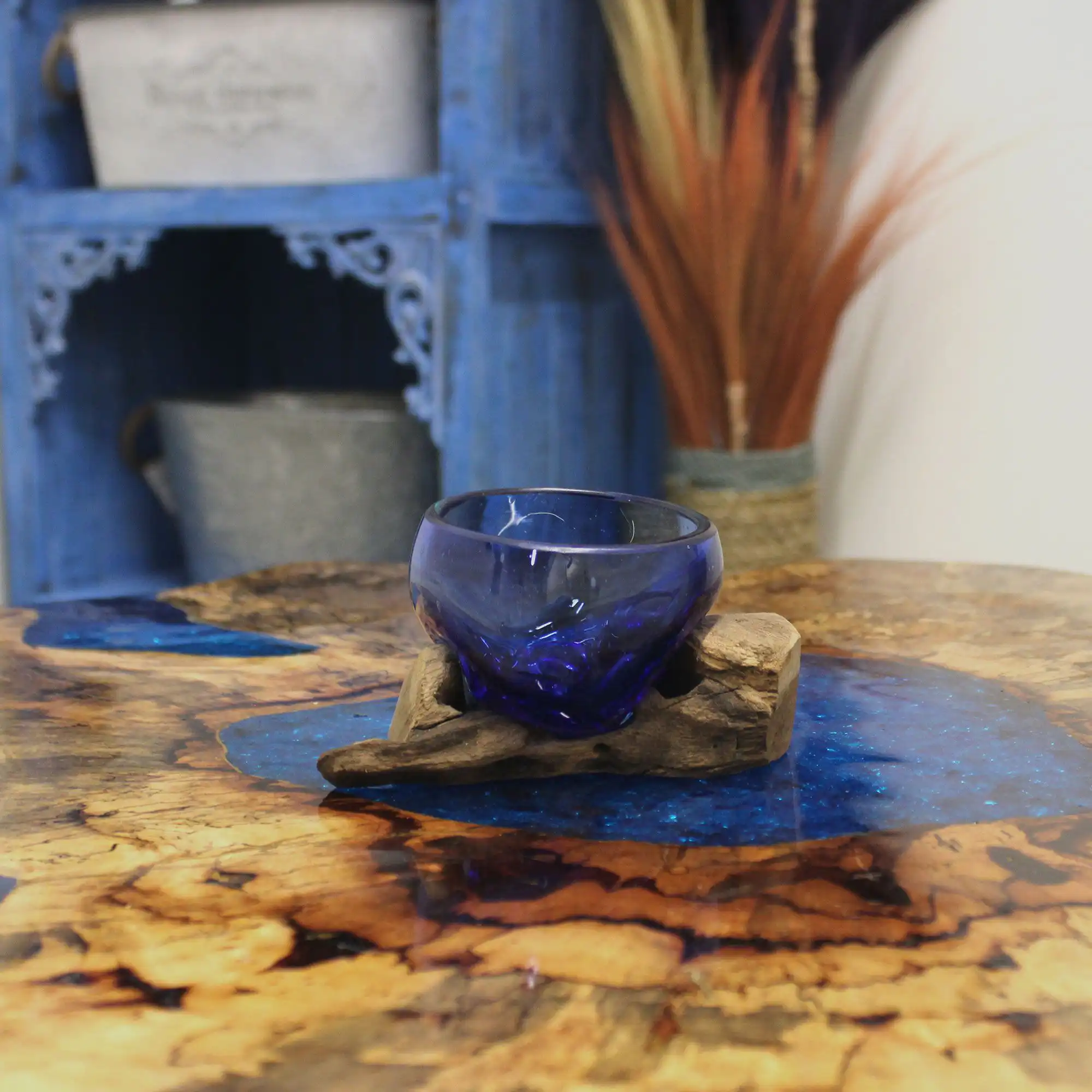 Molton Glass Mini Blue Bowl on Wood | www.artisangoods.co.uk 9 Molton Glass Mini Blue Bowl on Wood | www.artisangoods.co.uk 8