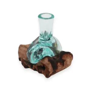 Molton Glass Small Flower Vase on Wood | www.artisangoods.co.uk 4