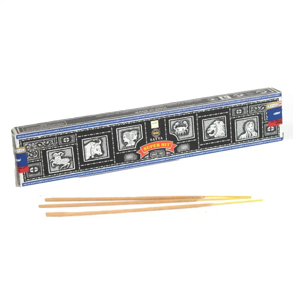 Nagchampa Super Hit – 15g pack | www.artisangoods.co.uk 3 Nagchampa Super Hit – 15g pack | www.artisangoods.co.uk 3