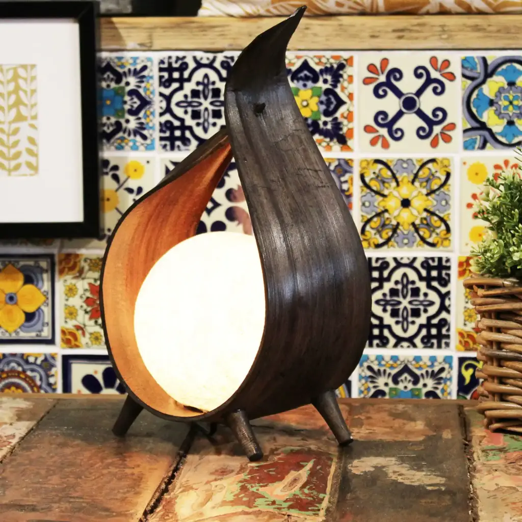 Natural Coconut Lamp – Chocolate Wrapover Twist | www.artisangoods.co.uk 3