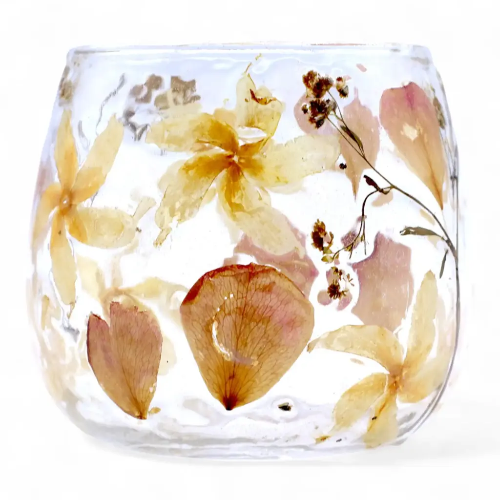 Natural Floral Glass – Straight Candle Holder – Rosa – (8x8cm) | www.artisangoods.co.uk 4 Natural Floral Glass – Straight Candle Holder – Rosa – (8x8cm) | www.artisangoods.co.uk 4