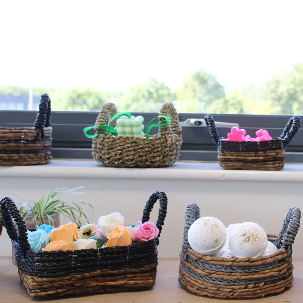 Natural Seagrass Basket – Set of 2 | www.artisangoods.co.uk 3