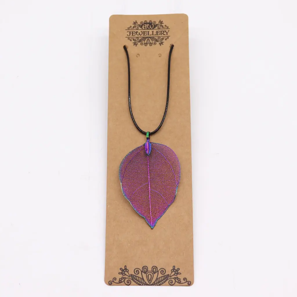 Necklace – Bravery Leaf – Multicoloured | www.artisangoods.co.uk 2