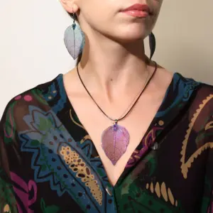 Necklace – Bravery Leaf – Multicoloured | www.artisangoods.co.uk 3