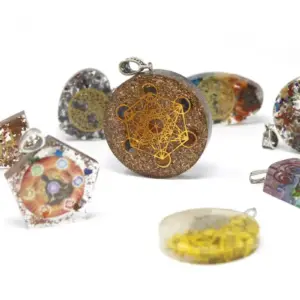 Orgonite Power Pendant – 7 Stone Chakra Oval with Tree | www.artisangoods.co.uk 2