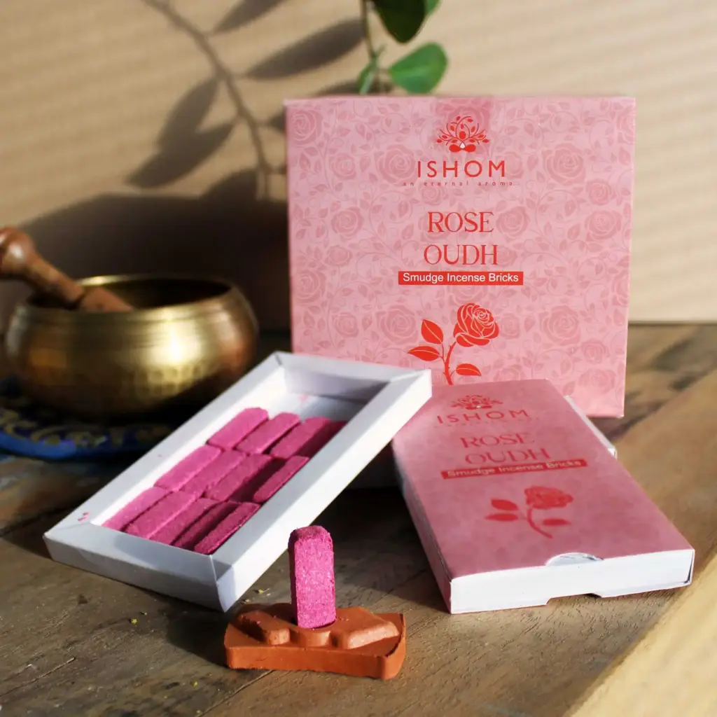 Pack of 15 Natural Incense Smudge Bricks and Burner – Rose Wood | www.artisangoods.co.uk