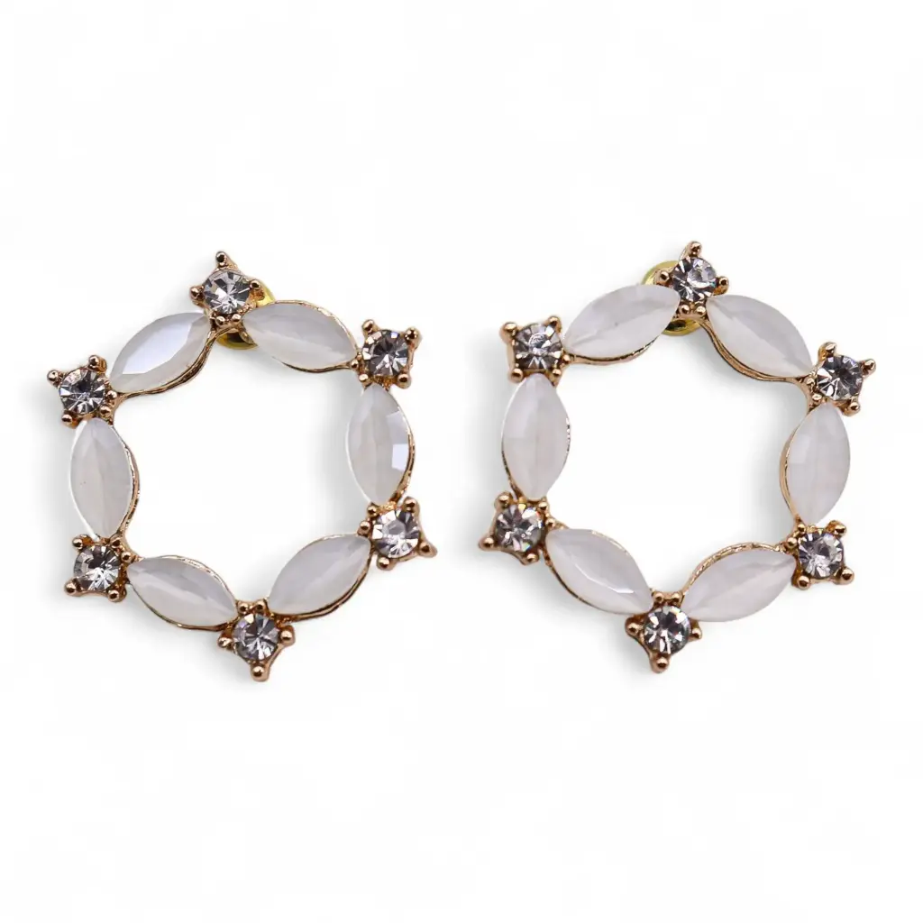 Pearl – Vintage Glass – Loop – Earrings | www.artisangoods.co.uk 3