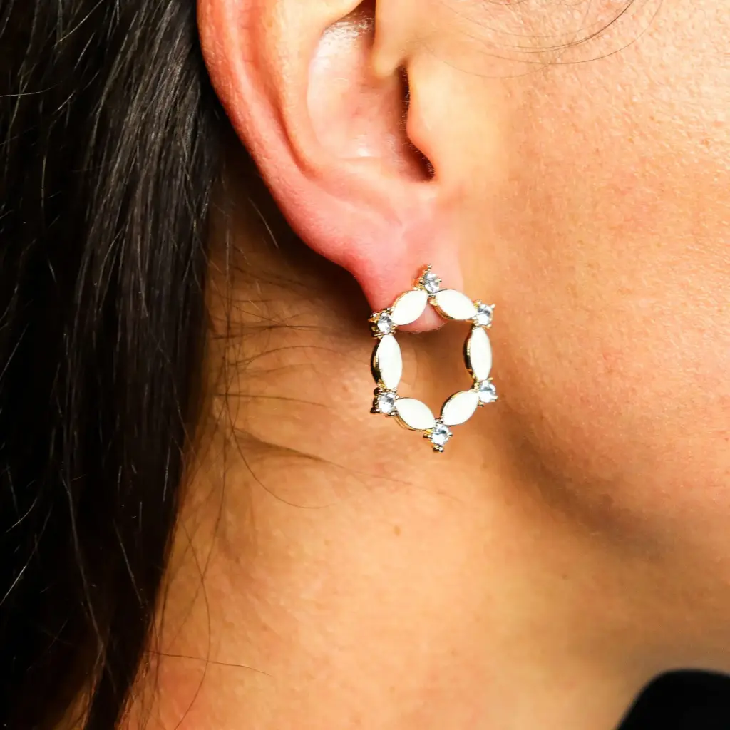 Pearl – Vintage Glass – Loop – Earrings | www.artisangoods.co.uk