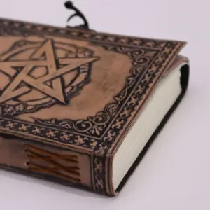 Pentacle – Esoteric Notebook – Anique Grey – 200 pages  Stich Edge- 17.5×12.5x3cm | www.artisangoods.co.uk 2