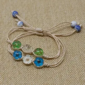 Pressed Flowers – Tri-Flower Braclet | www.artisangoods.co.uk 4