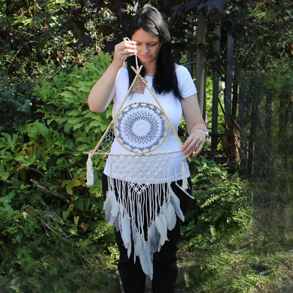 Protection Dream Catcher – Lrg Macrame Pyramid White/Grey | www.artisangoods.co.uk 3