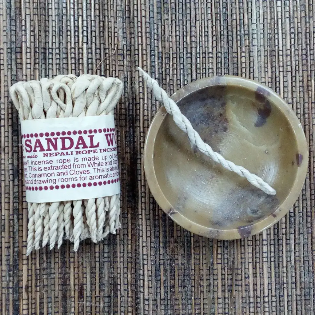 Pure Herbs Sandalwood & Spice Rope Incense | www.artisangoods.co.uk 3