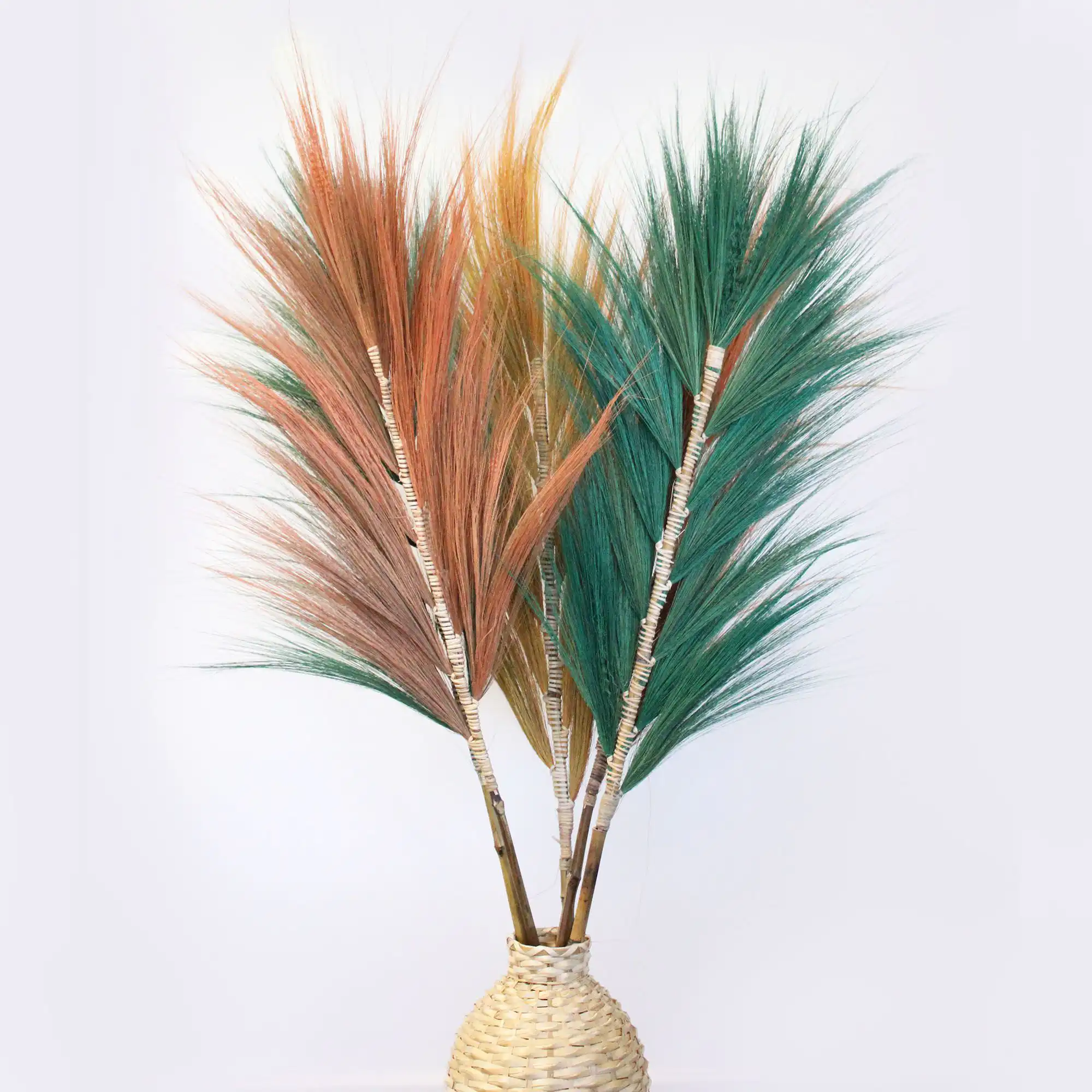 Rayung Grass Coral – 1.6m | www.artisangoods.co.uk 4 Rayung Grass Coral – 1.6m | www.artisangoods.co.uk 3