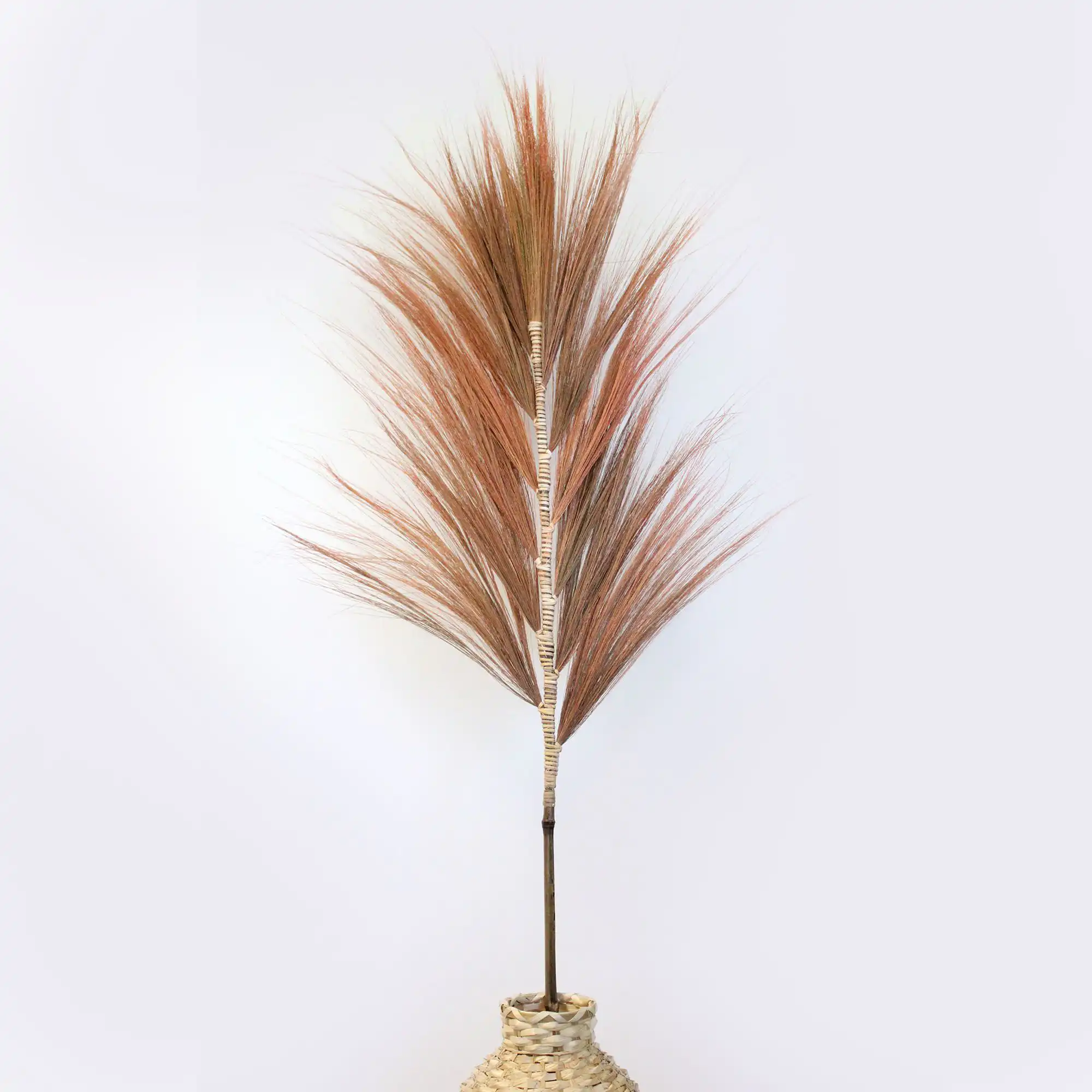 Rayung Grass Coral – 1.6m | www.artisangoods.co.uk 3 Rayung Grass Coral – 1.6m | www.artisangoods.co.uk 2