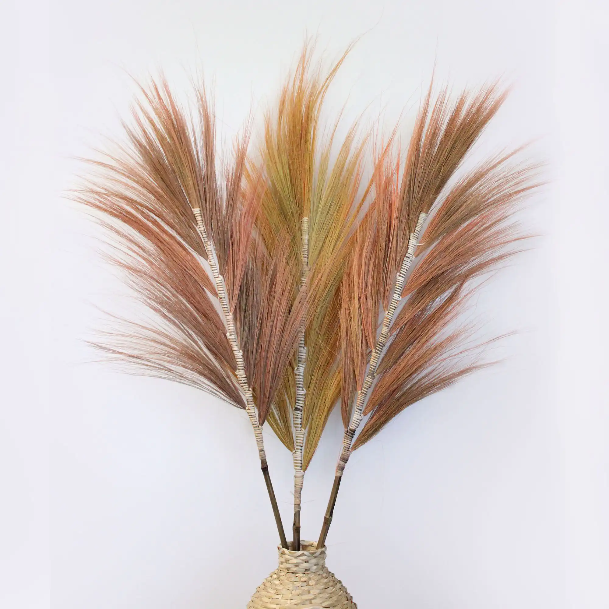 Rayung Grass Coral – 1.6m | www.artisangoods.co.uk 2 Rayung Grass Coral – 1.6m | www.artisangoods.co.uk 1