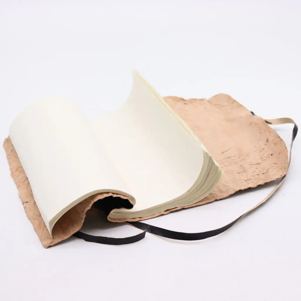 Rolled Leather Travel Notebook – 96 pages – Black  21x15cm | www.artisangoods.co.uk 4