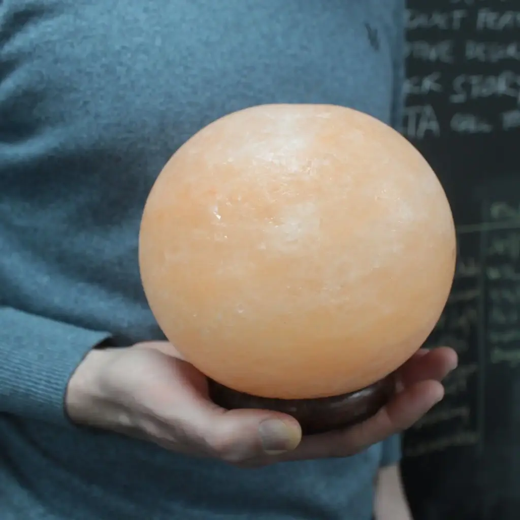 Salt Lamp Ball – Big Wooden Base | www.artisangoods.co.uk 3 Salt Lamp Ball – Big Wooden Base | www.artisangoods.co.uk 3