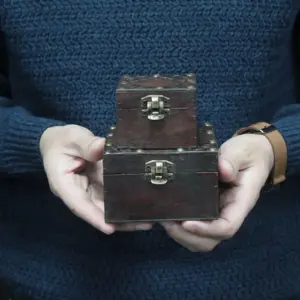 Set of 2 Gothic Square Boxes | www.artisangoods.co.uk 4