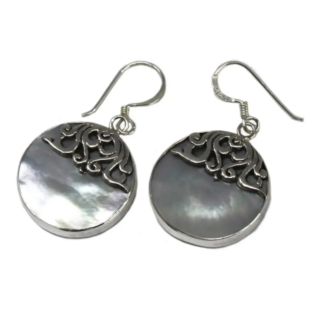 Shell & Silver Earrings – Classic Disc – MOP | www.artisangoods.co.uk