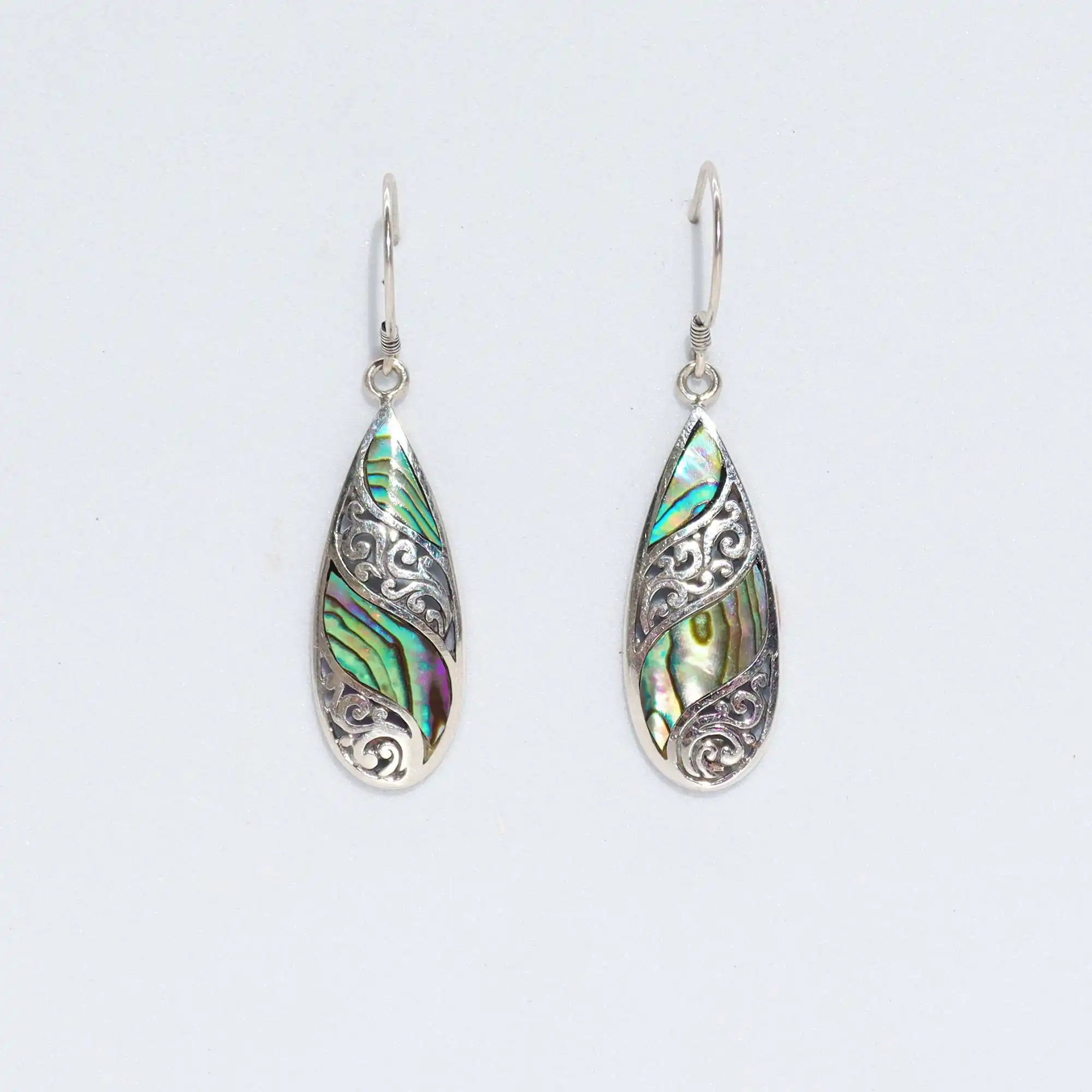 Shell & Silver Earrings – Long Teardrop – Abalone | www.artisangoods.co.uk 2 Shell & Silver Earrings – Long Teardrop – Abalone | www.artisangoods.co.uk 1