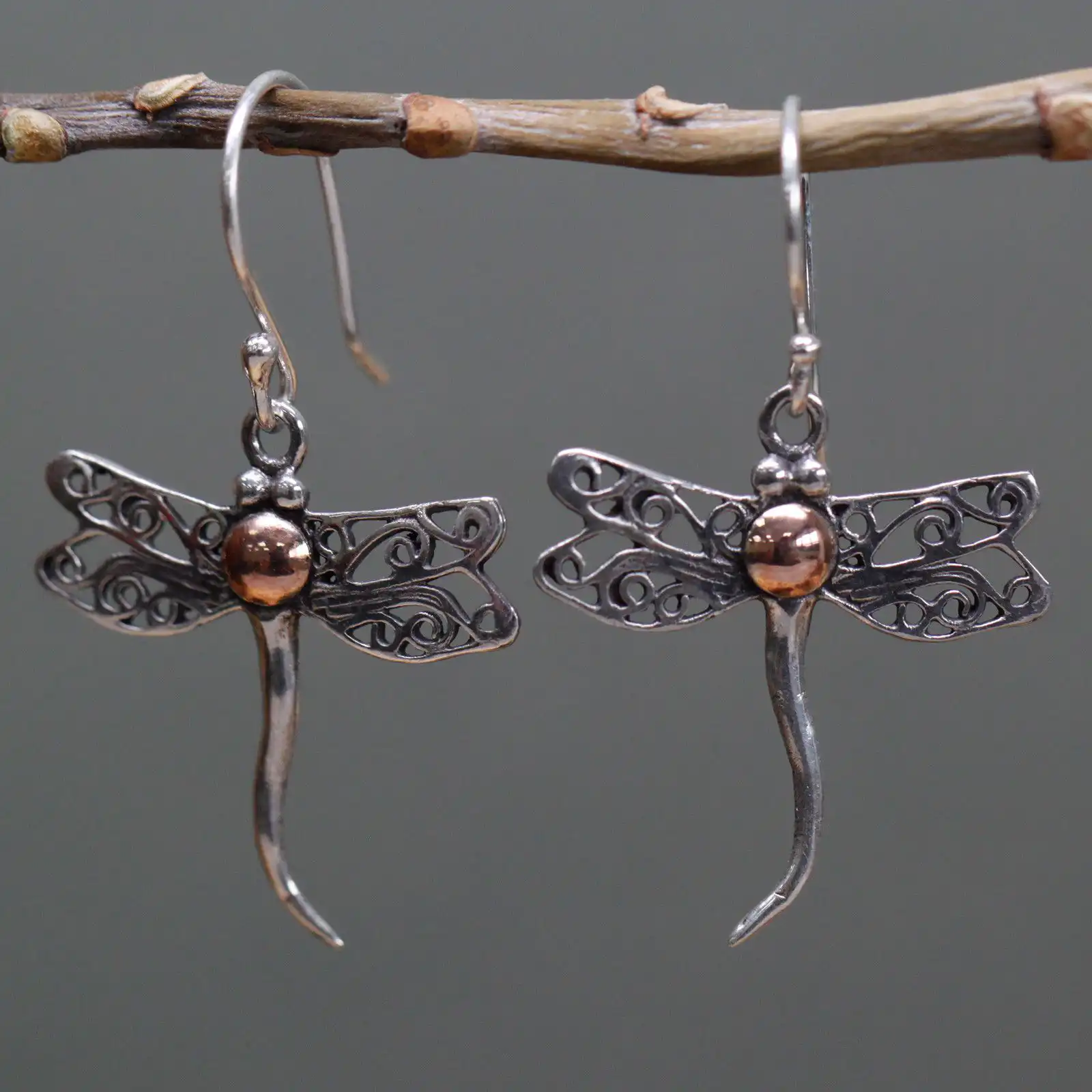 Silver & Gold Earring – Dragonflies | www.artisangoods.co.uk 9 Silver & Gold Earring – Dragonflies | www.artisangoods.co.uk 8