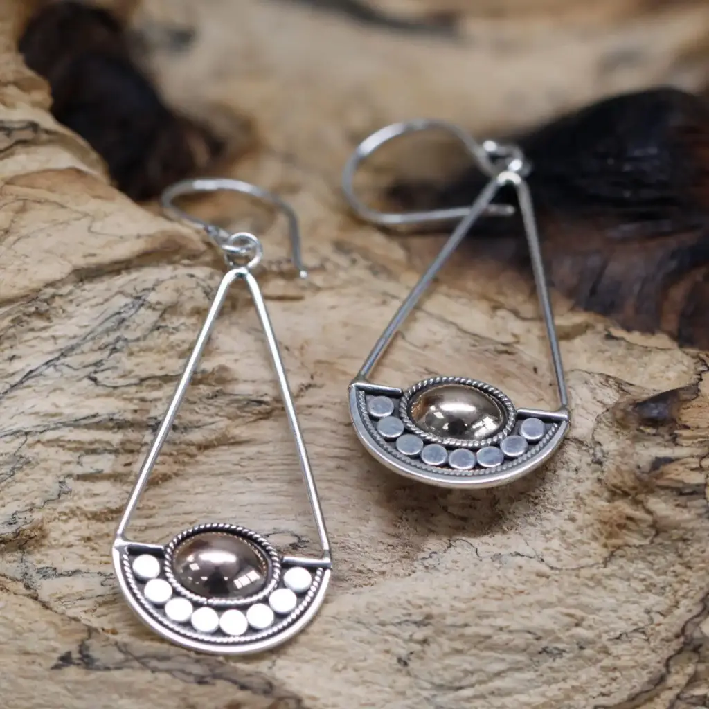 Silver & Gold Earring – Luna Balance | www.artisangoods.co.uk 3 Silver & Gold Earring – Luna Balance | www.artisangoods.co.uk 3