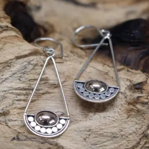 Silver & Gold Earring – Luna Balance | www.artisangoods.co.uk 3