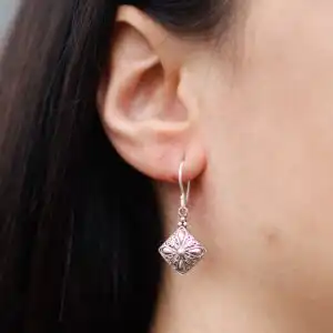 Silver & Gold Earring – Square Drop | www.artisangoods.co.uk 1
