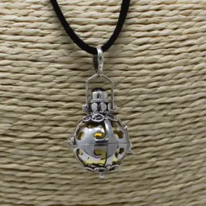 Silver Angel Bell – Dreams – 18mm | www.artisangoods.co.uk 2