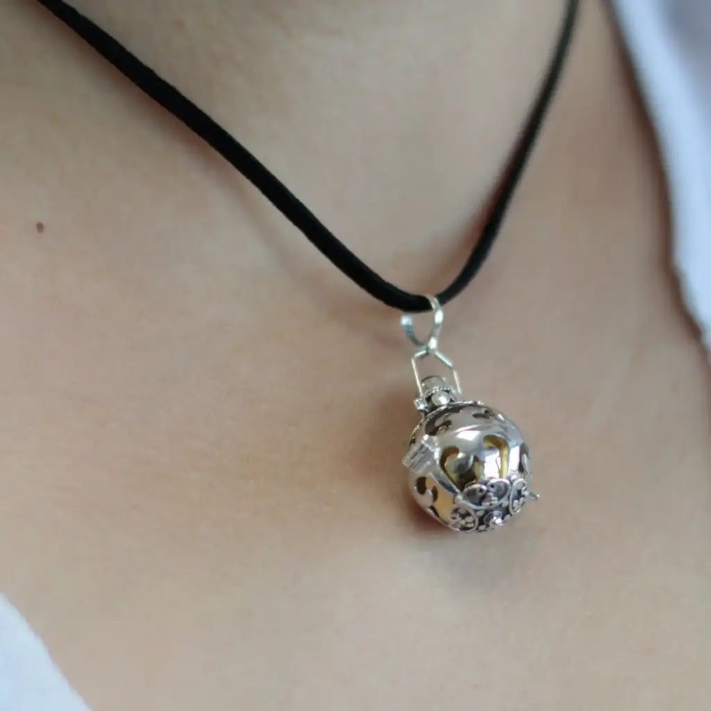 Silver Angel Bell – Dreams – 18mm | www.artisangoods.co.uk