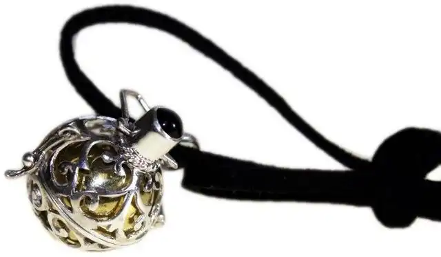 Silver Angel Bell – Night-time – 18mm | www.artisangoods.co.uk 6 Silver Angel Bell – Night-time – 18mm | www.artisangoods.co.uk 5