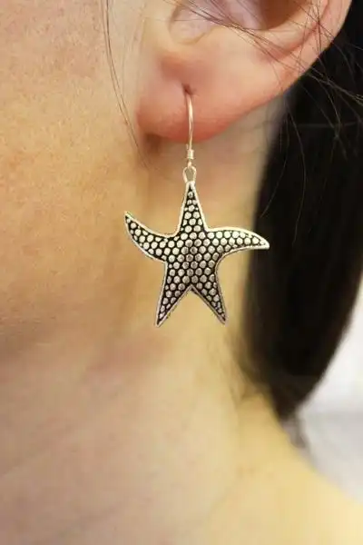 Silver Earrings – Lizards | www.artisangoods.co.uk 4 Silver Earrings – Lizards | www.artisangoods.co.uk 3