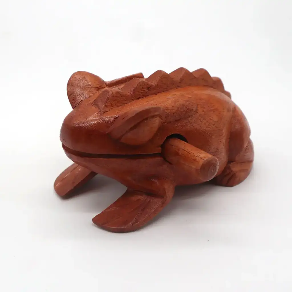 Small Croaking Wooden Frog | www.artisangoods.co.uk 4