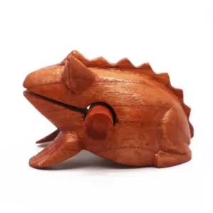 Small Croaking Wooden Frog | www.artisangoods.co.uk 7