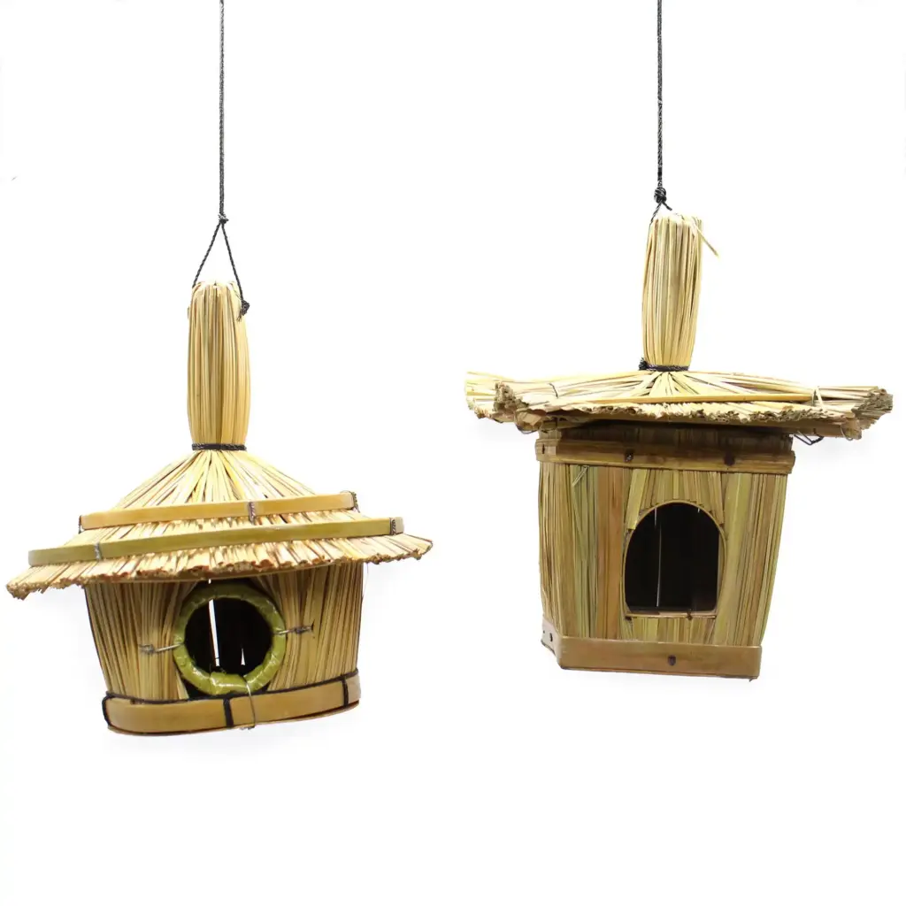 Small Round Seagrass Bird Box 17x17cm | www.artisangoods.co.uk 3 Small Round Seagrass Bird Box 17x17cm | www.artisangoods.co.uk 3