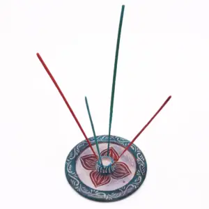 Soapstone Disc Incense Holder – Four Petal (cone & incense holder) | www.artisangoods.co.uk 2