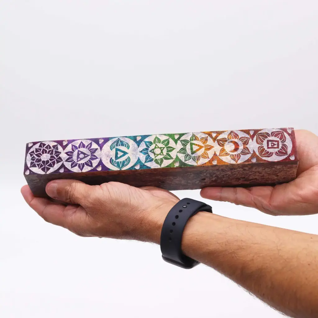 Soapstone Incense Box with Smoke Holes – Chakra | www.artisangoods.co.uk 3 Soapstone Incense Box with Smoke Holes – Chakra | www.artisangoods.co.uk 3
