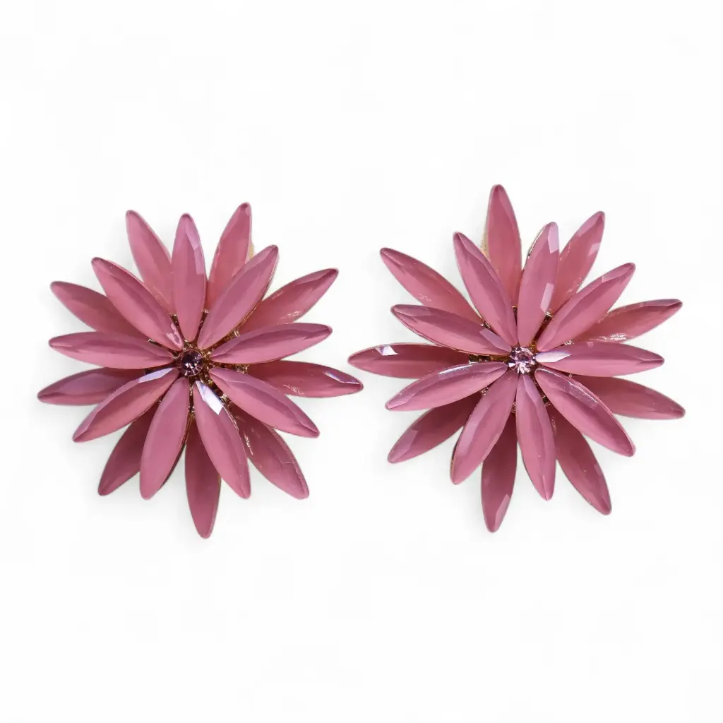 Soft Pink – Vintage Glass – Flowers – Earrings | www.artisangoods.co.uk