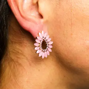 Soft Pink – Vintage Glass – Loop – Earrings | www.artisangoods.co.uk 3
