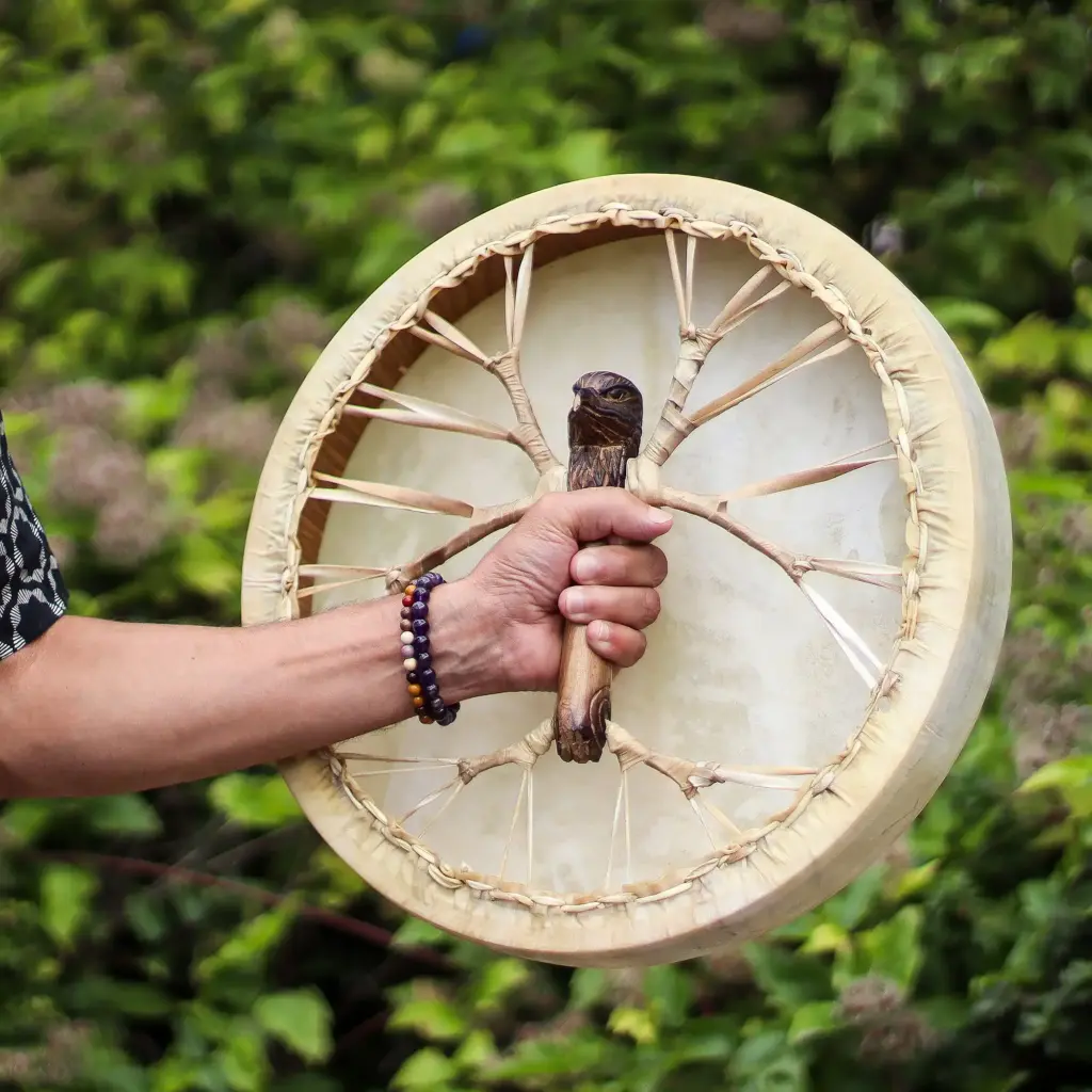 Spirit of the Eagle – Sharman Drum & Stick- Tunable – 40cm | www.artisangoods.co.uk 8