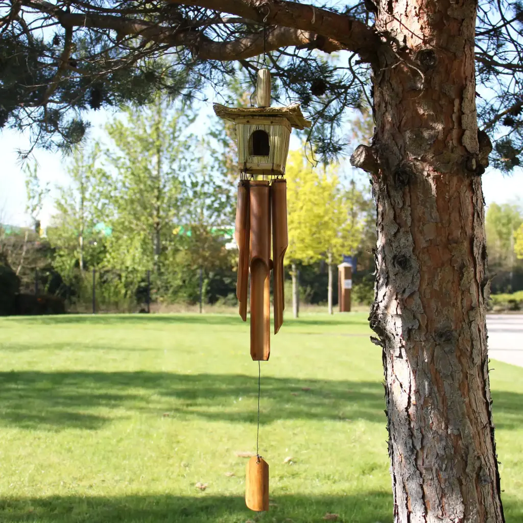 Square Seagrass Bird Box with Chimes 49x15cm | www.artisangoods.co.uk 6
