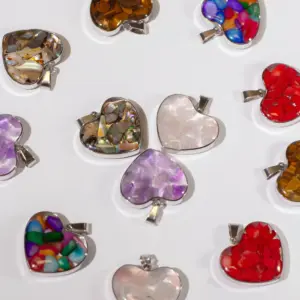 Steel Cased Pendant Hearts – 12 Assorted Gemstone Chips & Shells | www.artisangoods.co.uk 5