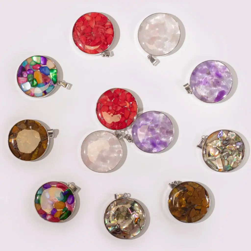 Steel Cased Pendant Round – 12 Assorted Gemstone Chips & Shells | www.artisangoods.co.uk